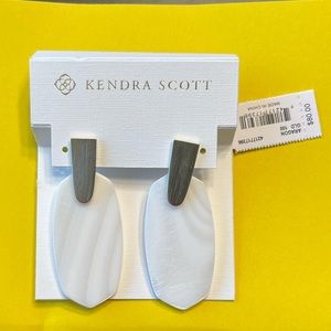 Kate Spade Aragon Gold Drop Earrings in White Pearl